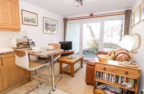Borth-y-Gest Cabaña | 48A South Snowdon Wharf