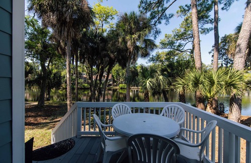 Ocean Ridge Casa | 493 Egrets Pointe-Beautiful Townhome on Lagoon; Pool/Amenity Access Included
