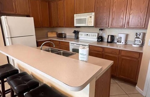 Trafalgar Village Casa | 4984 Village! Home right next door