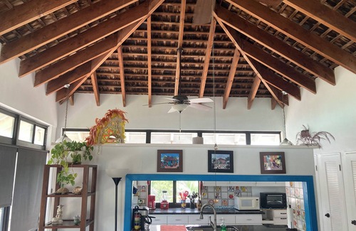 Great Exuma Casa | Aislado 4 acres 2 master BR 410 pies EN la playa Tar Bay piscina jacuzzi coche gimnasio barco