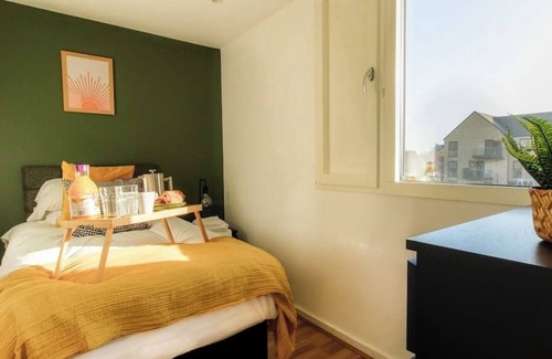 Milton Keynes Casa | 4B home in Milton Keynes with parking for 4 cars