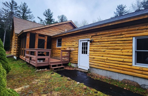 Thornton Casa | 4b2b true Log retreat in the heart of the Whites