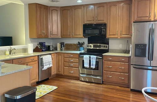 Country Club Estates Casa | 4bd-3.5ba Townhome Overlooking Rehoboth Canal