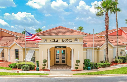 Lake Berkley Casa | 4BD/3BA Private Pool @ Lake Berkley Resort