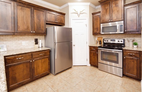 Wellborn Casa | 4bd/4bath w/ Community Pool & Beach Volleyball - 6mins to Kyle Field