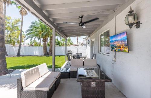 Raskin Estates Casa | 4BD Kierland & Scottsdale Quarters Pool & Palms