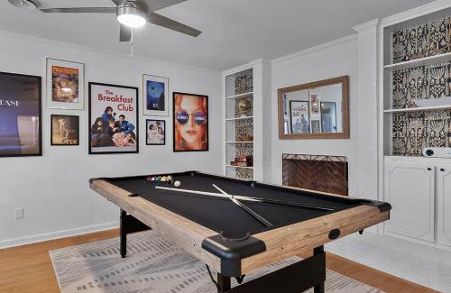 Eastgate Casa | 4BD Near Downtown - Theatre, Patio, Games