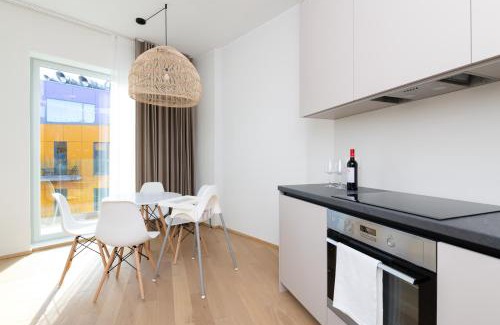 Kadriorg Apartamento | 4bdr Modern and Stylish Apartment near Kadriorg with Free Parking