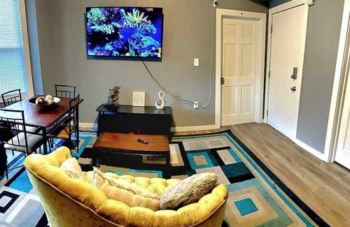 Newark Apartamento | 4Bdrm and 2battrm centrally located in Newark close to NY/EWR/Berth Israel Hosp