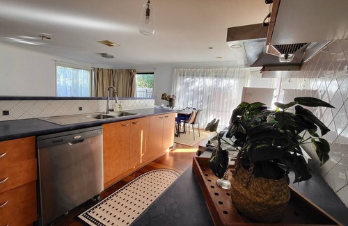 Seabrook Villa | 4Bedroom House-Holiday home in Seabrook