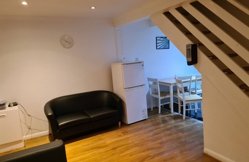 East Walworth Casa | 4Br-2Ensuite-10minCentralLondon-Sleeps11-Parking
