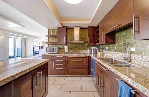 Ala Moana Condominio | 4br / 4. Suite Presidencial 5ba Ala Moana3307, ¡Espectaculares vistas al mar! ¡Reservar ahora!
