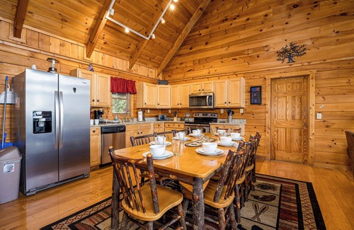 Gatlinburg - Pigeon Forge Cabina | Vistas a la montaña / Sala de juegos / 4 King Master Suites con / rm Jaccuzi y Full BA ea