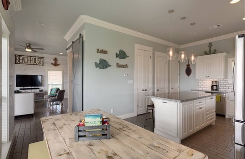 Crystal Beach Casa | 4BR Beach Retreat | Tiki Bar, Ocean Views & Grill