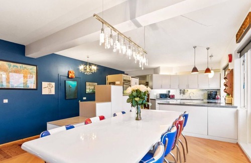 Hliðar Apartamento | 4BR, Downtown Reykjavik With Free Parking