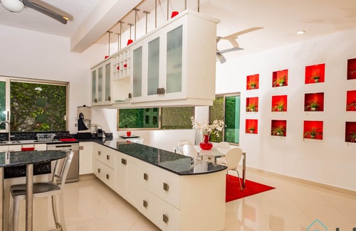 Cancun Villa | 4BR Family & Cozy villa with private Pool in Cancun