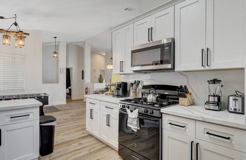 North Las Vegas Casa | 4BR Family Getaway w/Pool