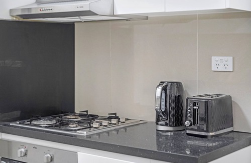 Crows Nest Apartamento | 4BR Gem in Central Crows Nest