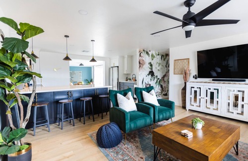 South Scottsdale Casa | 4BR Home, heated pool, Spa, Putting green, Close to Old Town ♥