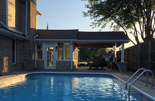 Plainfield Casa | 4BR Home w/ Heated Pool, Arcade & More – less than 10 Min from Airport