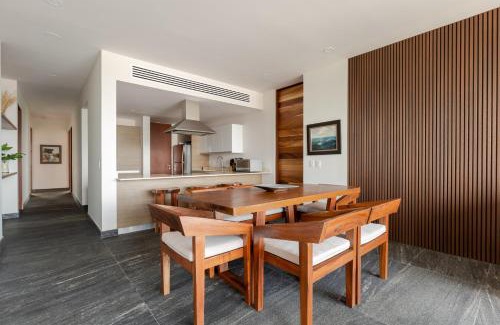 Zona Hotelera Apartamento | 4BR Luxury ocean view condo
