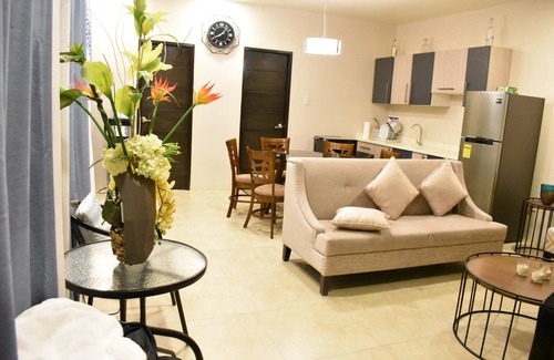 Consolacion Casa | 4BR Modern Vacation Home # RPA42