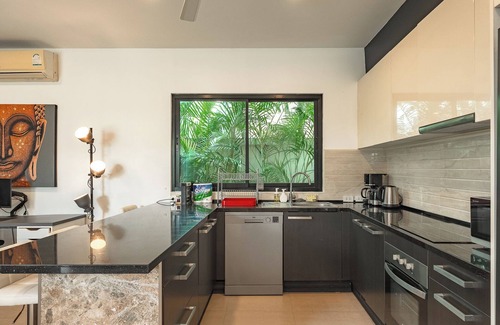 Rawai Apartamento | 4Br Near Pier Private Pool & Garden V246