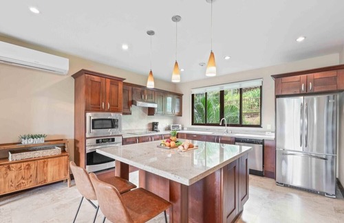 El Ocotal Condominio | 4BR Oasis | Pool, A/C & Ocean Breeze
