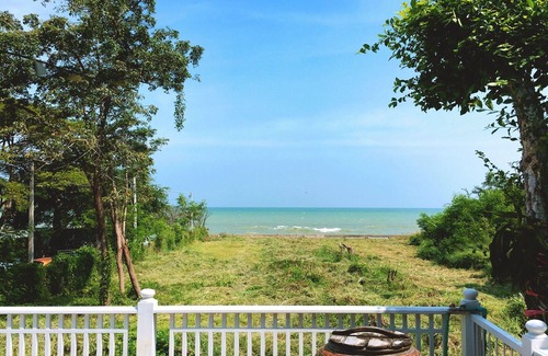 Hua Hin Casa | VILLA DE PISCINA 4BR Gran casa inspirada en el valor colonial con vista al mar