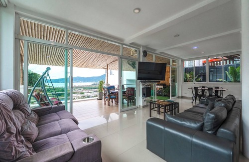 Patong Villa | 4BR PoolVilla and SeaView V199