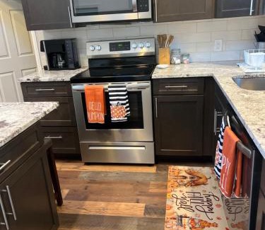Tobyhanna Casa | 4BR Retreat with Hot Tub and Resort Style Amenities