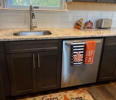 Tobyhanna Casa | 4BR Retreat with Hot Tub and Resort Style Amenities