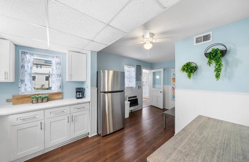 North Wildwood Casa | 4BR Shore House-Close To The Action
