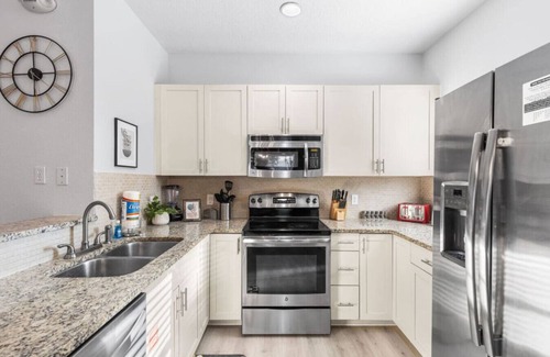 Kissimmee Casa | 4BR Themed Home W/Resort Pool Near Disney