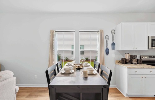 Ocean Isle Beach Casa | 4BR Townhouse with Golf View in Ocean Isle Beach