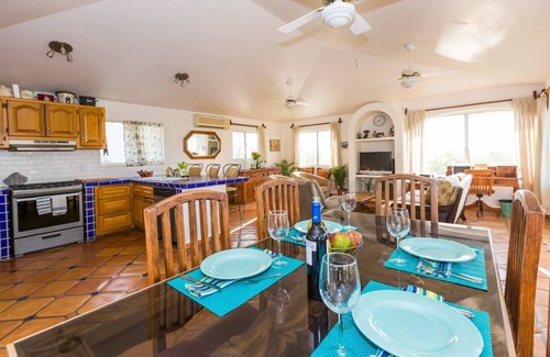 Downtown San Jose del Cabo Villa | 4BR $ 300. 00 por noche. Tarifa mensual por encargo.
