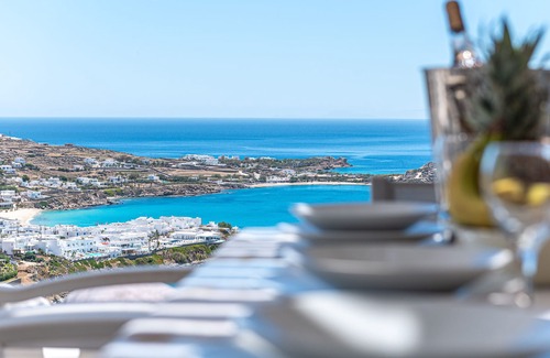 Psarou Villa | 3BR Villa Thelgo Mykonos I