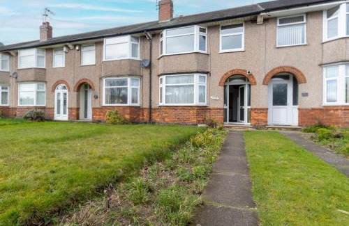 Wyken Casa | 4BR with Private Parking