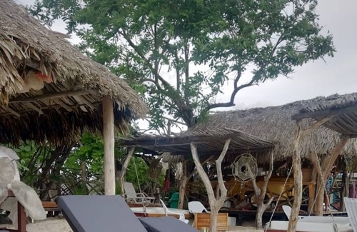 Bocachica Cabina | 4C2-R Cabaña en Isla De Baru