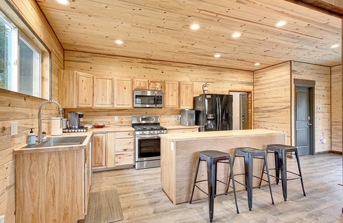 Idaho Springs Casa | 4WD Required | Views of Continental Divide | Off the Grid