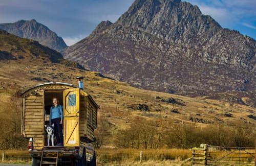 Capel-Curig Otro | 4x4 Mountain Cabin