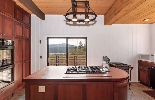 Fawnskin Casa | 5,000 sq ft home-Best View in Big Bear