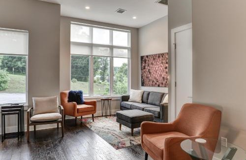 East End - Valley Street Casa | 5 Bauhaus Townhome