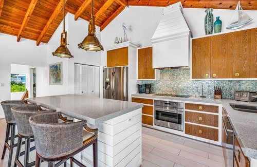 Lime Grove Estates Casa | 5 Bed/4.5 Bath~Pool/Hot Tub~Ocean Views-Boat Dock~Kayaks,Bikes, & more