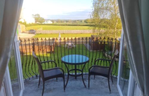 Meare Casa | 5 Bed in Glastonbury 91657