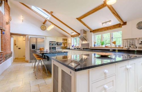 North Walsham Casa | 5 Bed in Nr Aylsham KT090