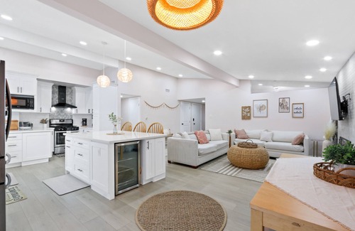 Torrance Casa | 5 Bedroom 3 Bath Beach City In Torrance ca