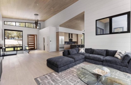 Seguin Cabaña | 5 bedroom 5 bath Brand New Build on Lake Joseph