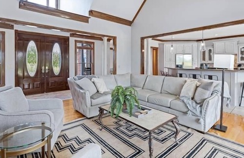 Marshall Apartamento | 5 Bedroom 683498 by Houzlet