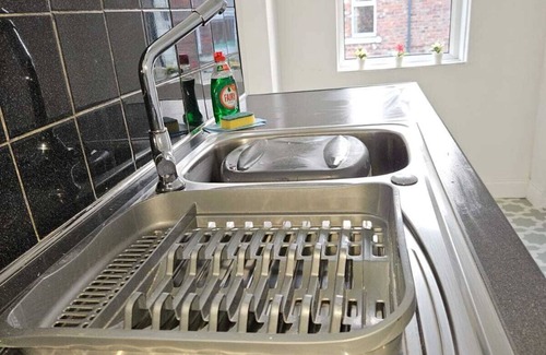 Gateshead Casa | 5 bedroom 7 beds Parking Perfect for contractors